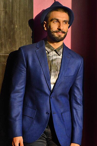 Airport Fashion Suit Outerwear Uniform, Ranveer Singh, blue, fashion,  airport png | PNGWing